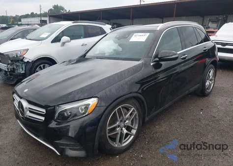 2017 Mercedes-Benz Glc 300 4Matic z USA, uszkodzony, nr VIN WDC0G4KB4HF140217